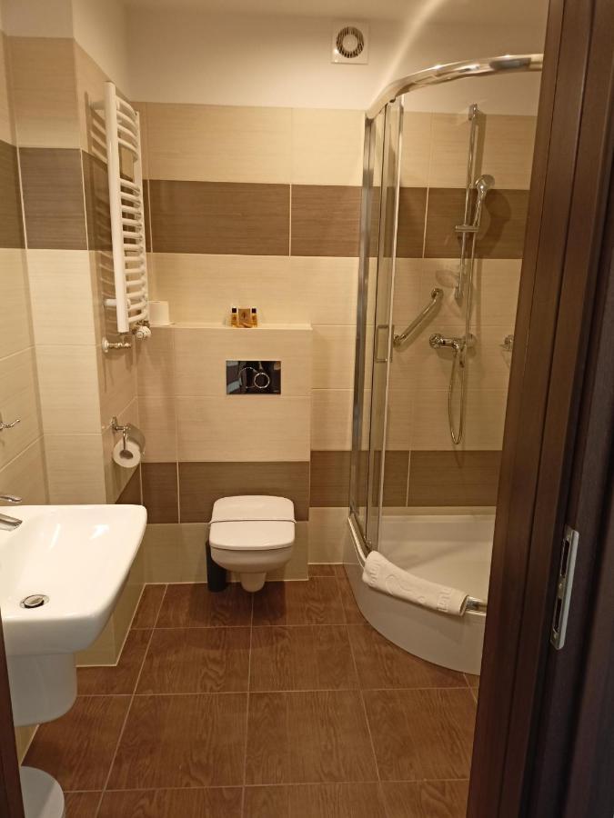 Hotel Gromada 코잘린 외부 사진