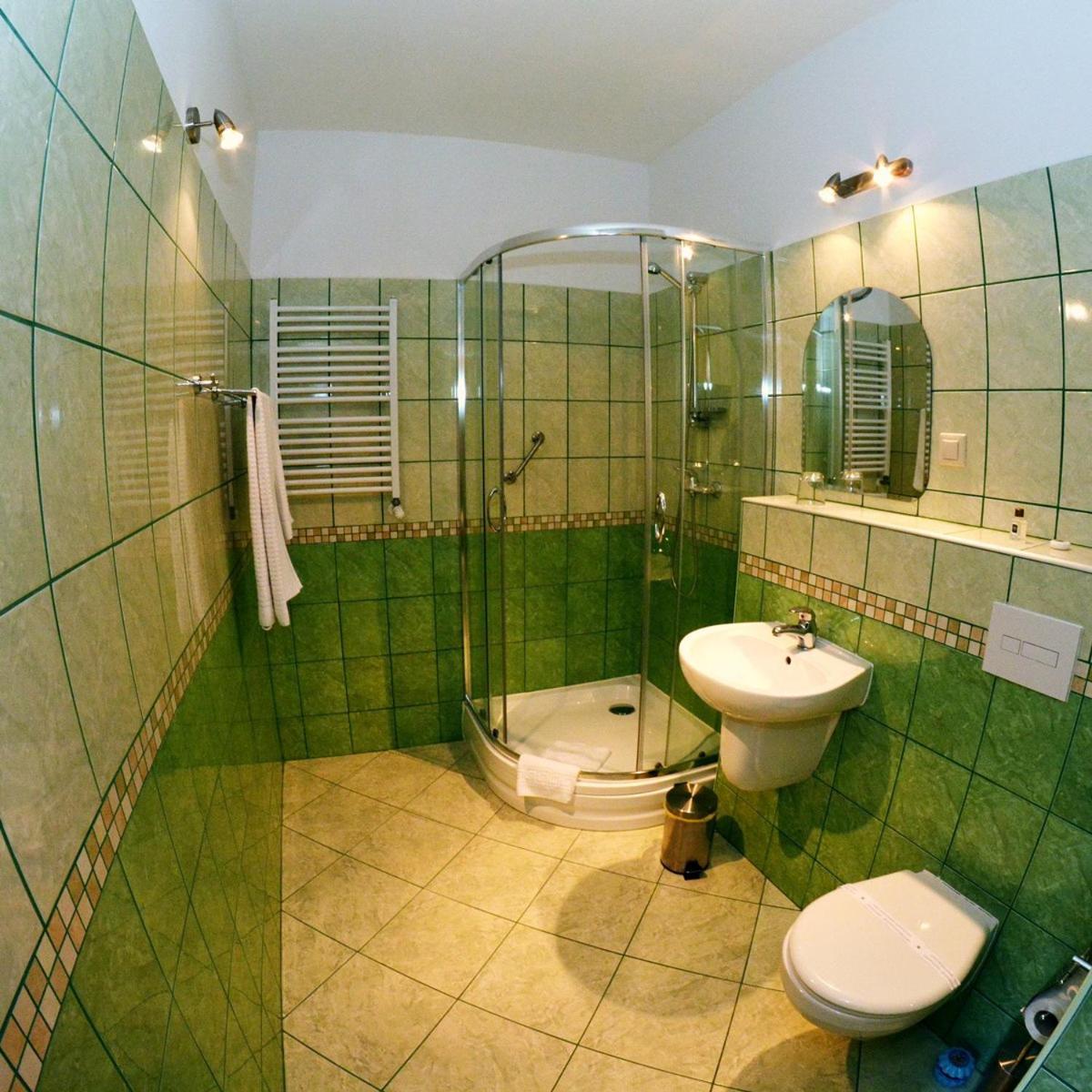 Hotel Gromada 코잘린 외부 사진