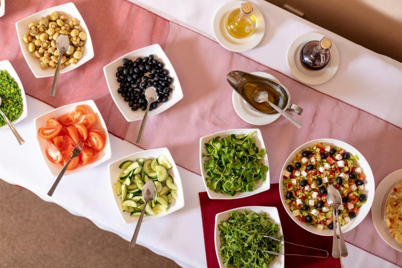 Hotel Gromada 코잘린 외부 사진